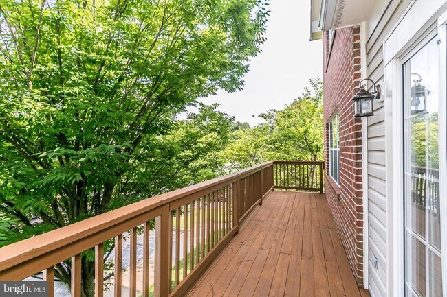 Building Photo - 8601 Side Saddle Ct