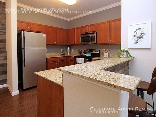 Building Photo - 3 bedroom in Austin TX 78736