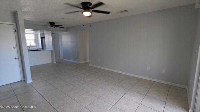 Foto del edificio - 281 Ulster Ln