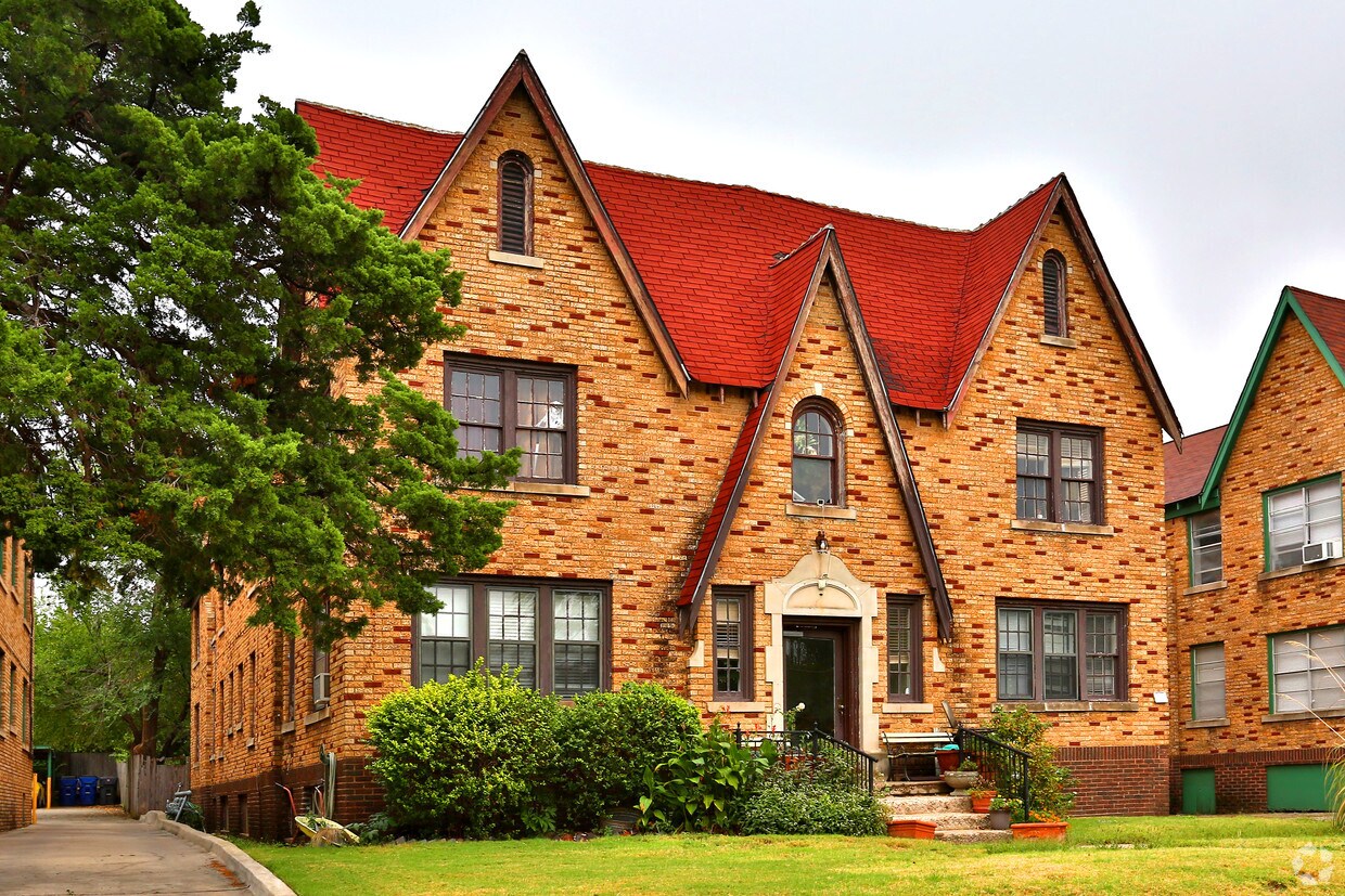 Building Photo - 3404 N Robinson