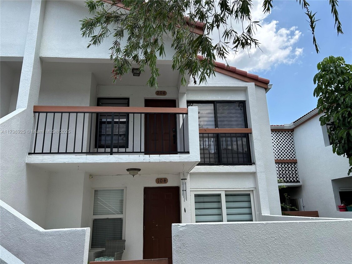 Primary Photo - 7525 SW 153rd Pl