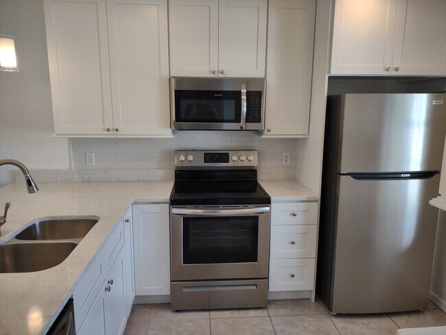 Foto del edificio - 2780 Kings Lake Blvd