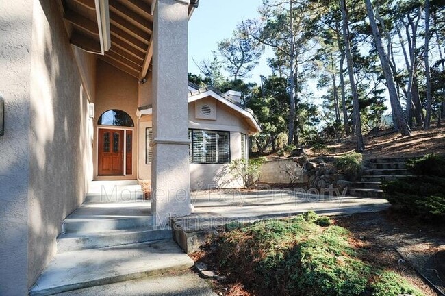 Building Photo - 3045 Lopez Rd