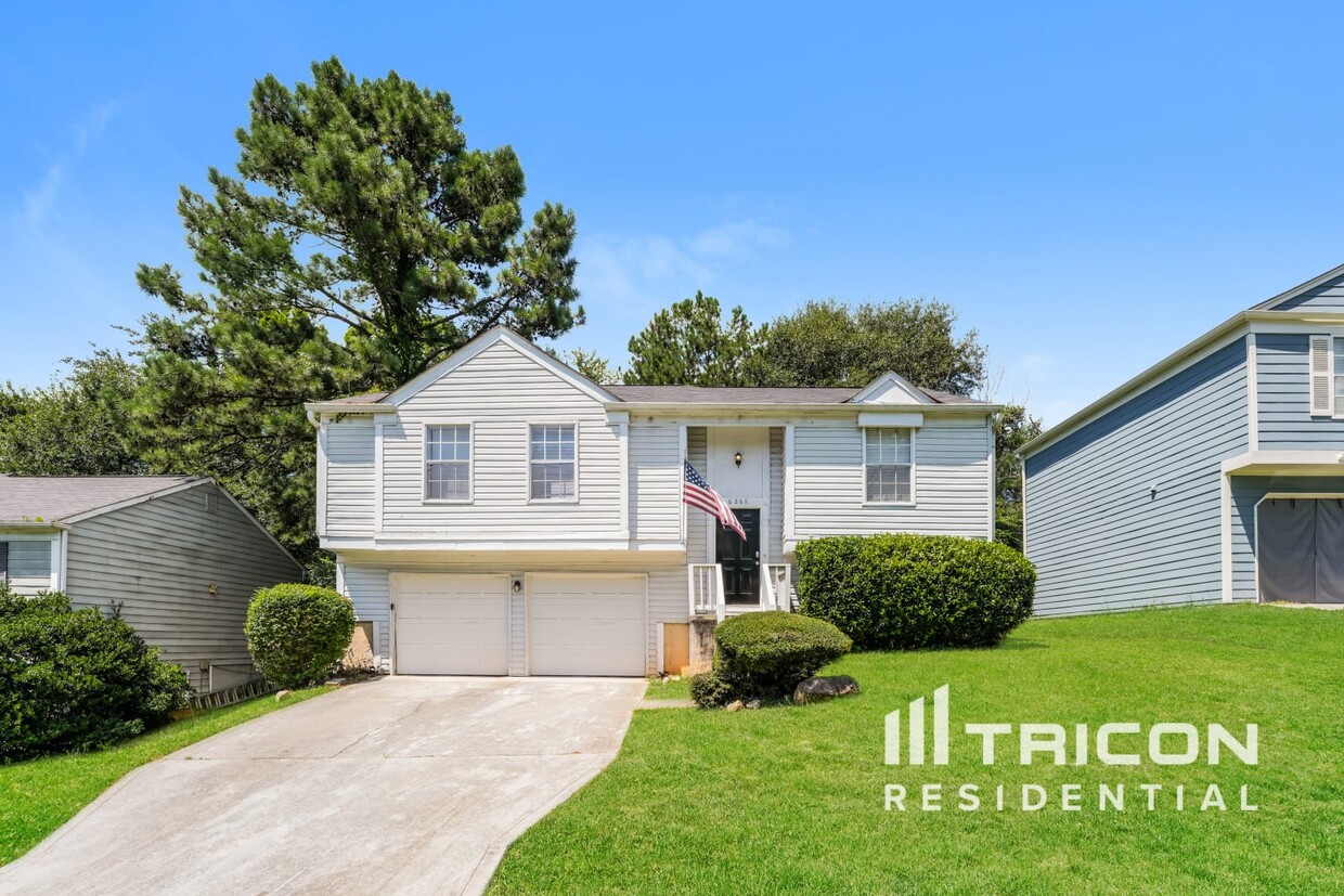 Foto principal - 6268 Marbut Farms Trail Lithonia GA