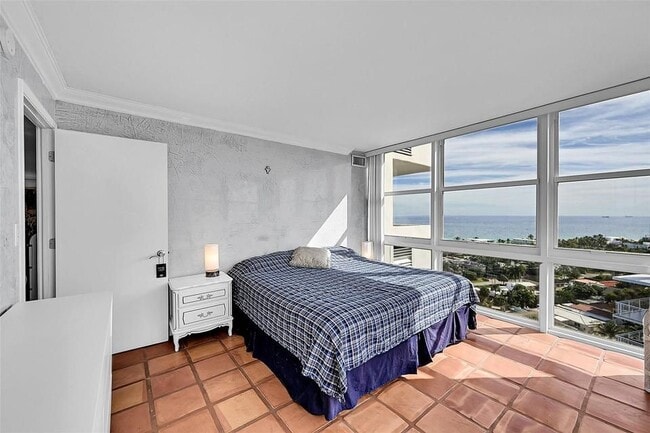 Foto del edificio - 2841 N Ocean Blvd