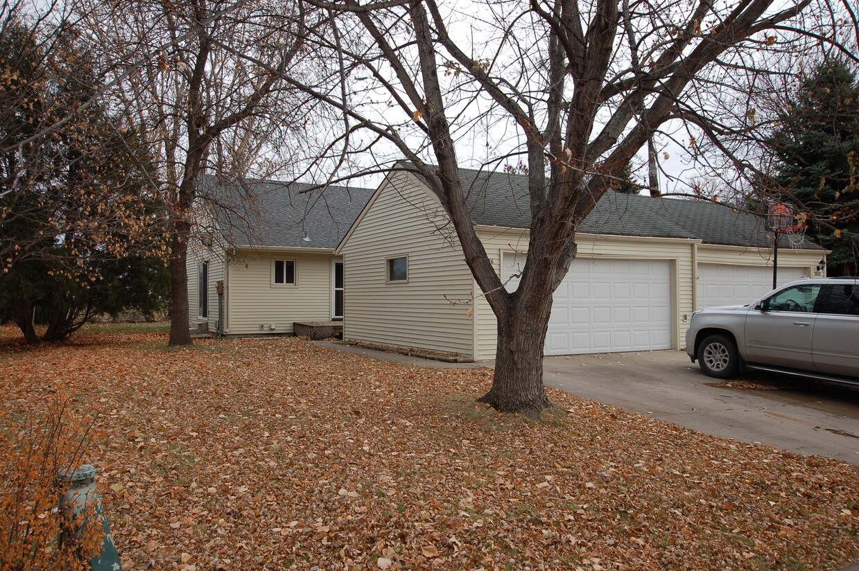 3026 18th St S, Fargo, ND 58103 Townhome Rentals in Fargo ND