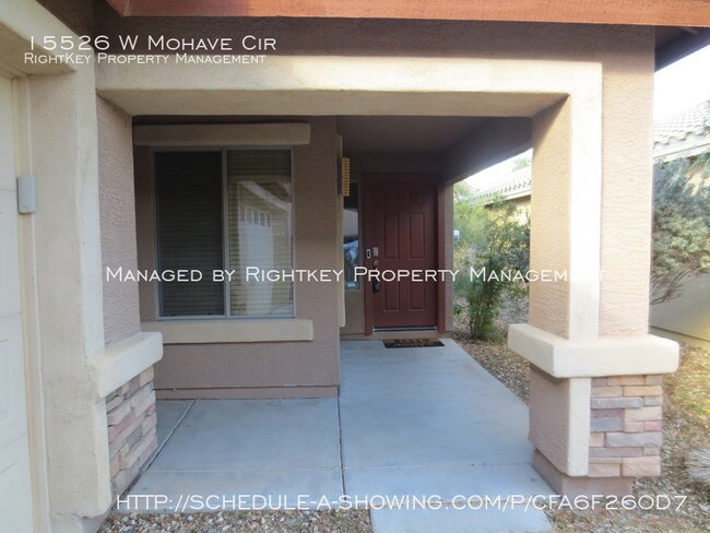 Building Photo - BEAUTIFUL GOODYEAR HOME WITH HOT TUB!