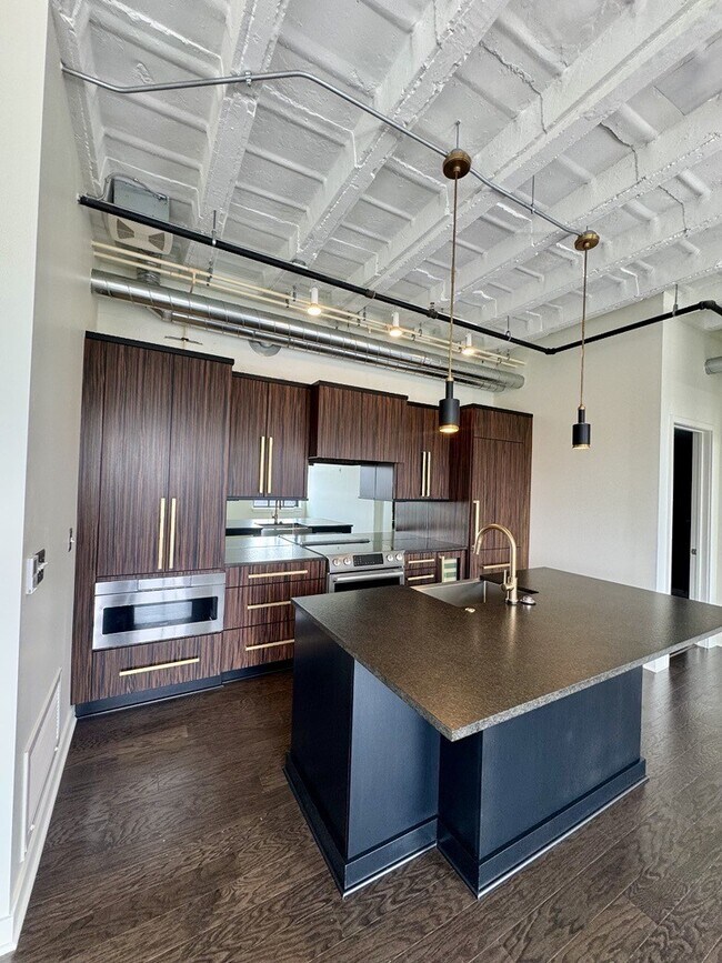 Interior Photo - Elton Park Corktown Apartments