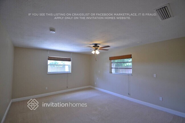 Foto del edificio - 9000 SW 164th St