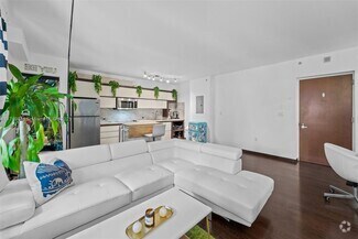 Building Photo - 435 21st St