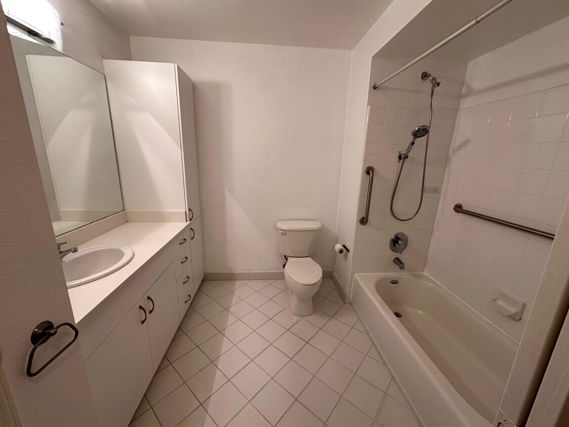 Foto principal - 8300 Oceanview Ter