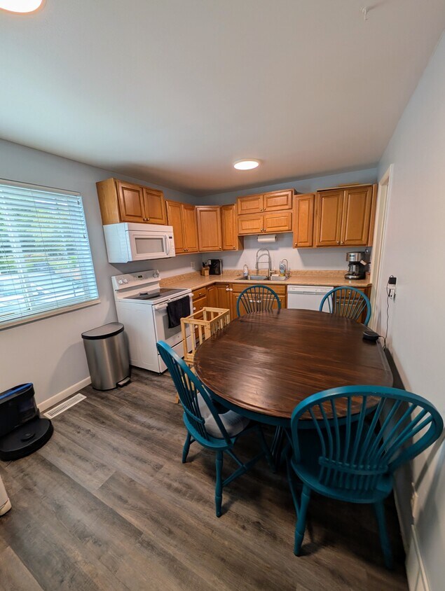 Foto principal - 556 W 800 N St