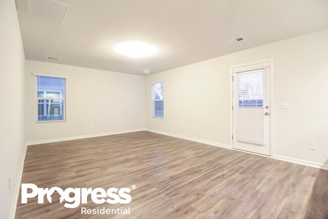 Building Photo - 432 Pollyanna Dr