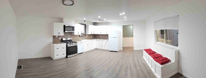 Foto principal - 3245 Siringo Rd