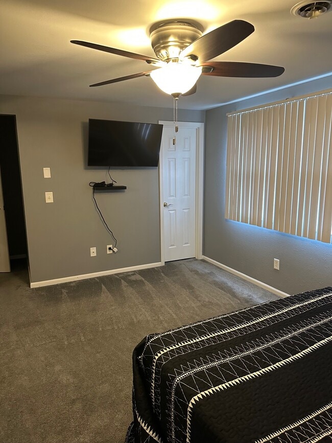 Building Photo - 5510 Westbreeze Trail