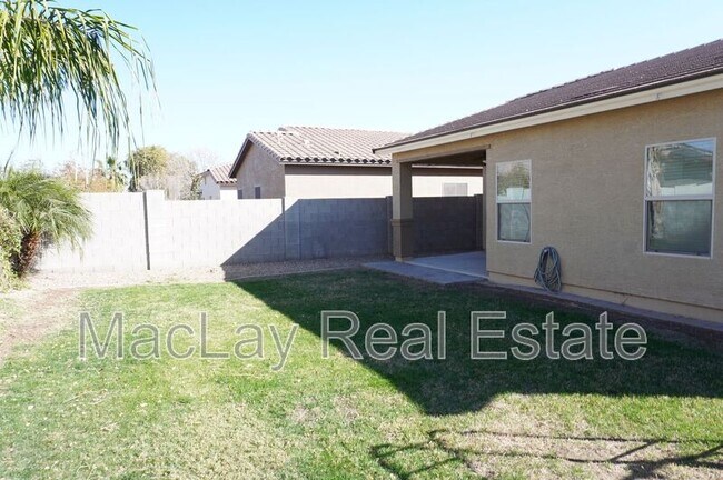 Foto del edificio - 826 W Harvest Rd