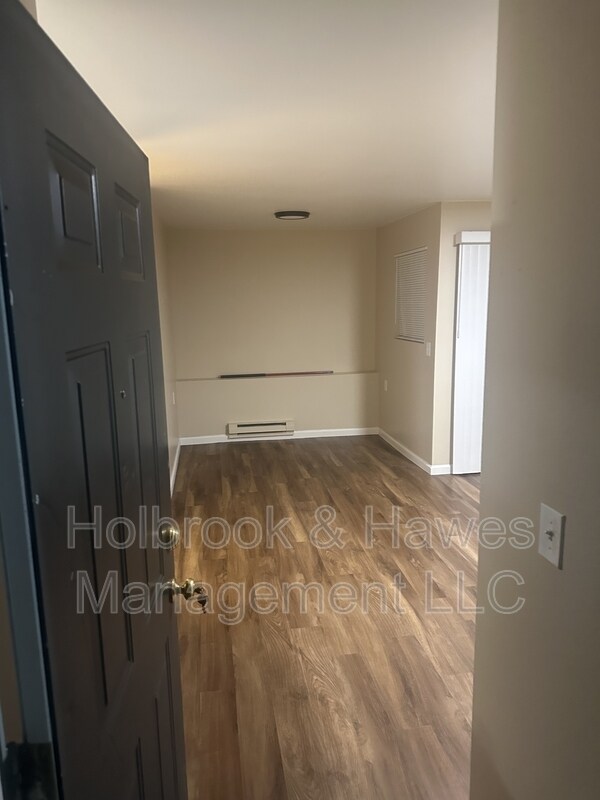 Building Photo - 4531 Boardwalk Dr