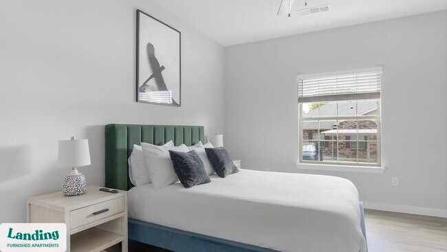 Foto del edificio - 8200 Clarksprings Dr