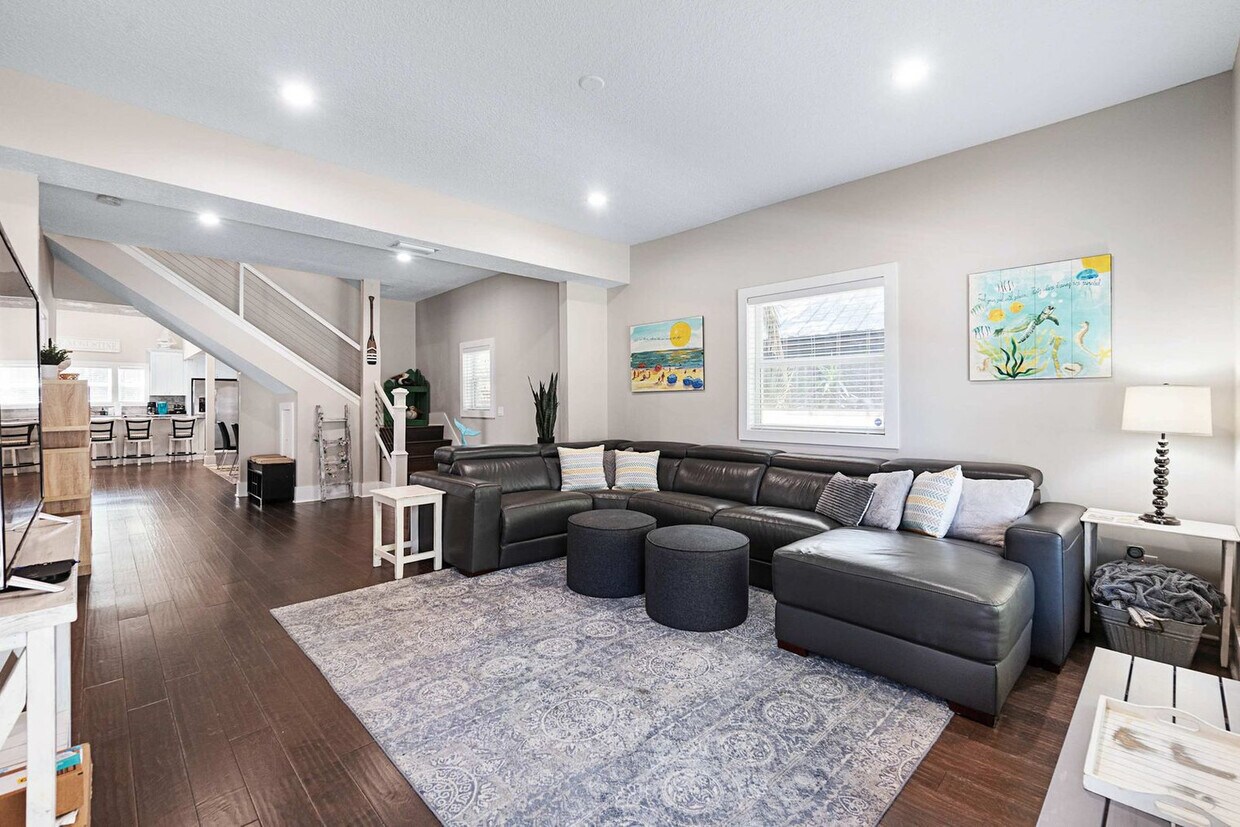 Foto principal - 76 Sanford St