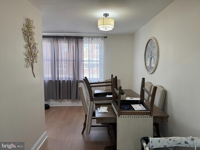 Foto del edificio - 6302 Hegerman St