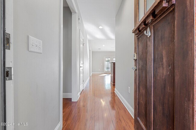 Foto del edificio - 7 Elk Ridge Ln