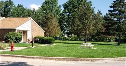 Building Photo - 41 E Washington St