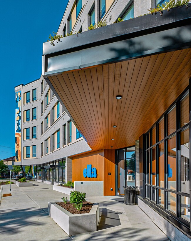 Building Photo - Ella Apartments