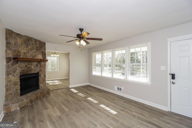 Building Photo - 6420 Timothy Ln