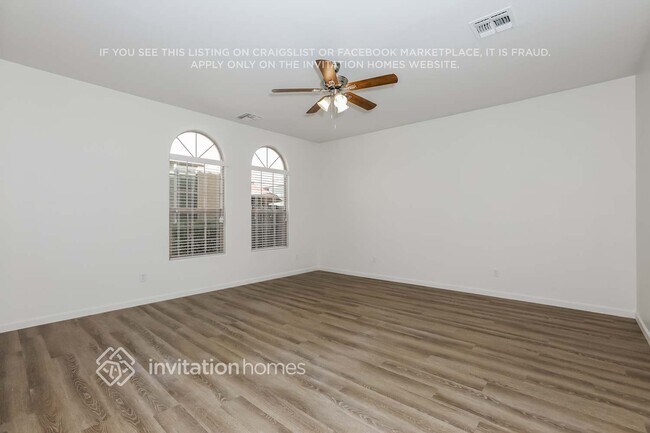 Foto del edificio - 3383 E Liberty Ln