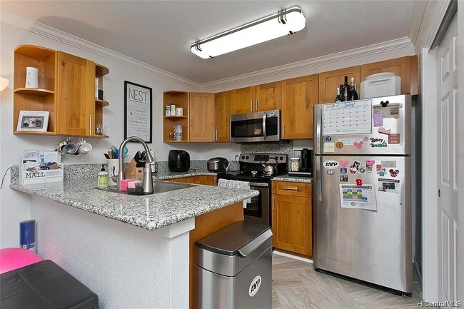 Building Photo - 94-1068 Kaukahi Pl #L5