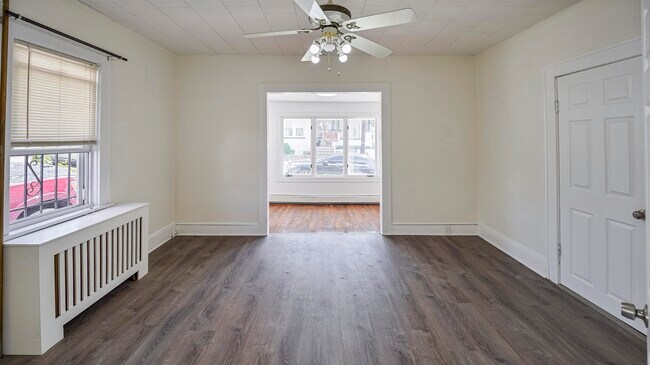 Building Photo - 1120 73rd St