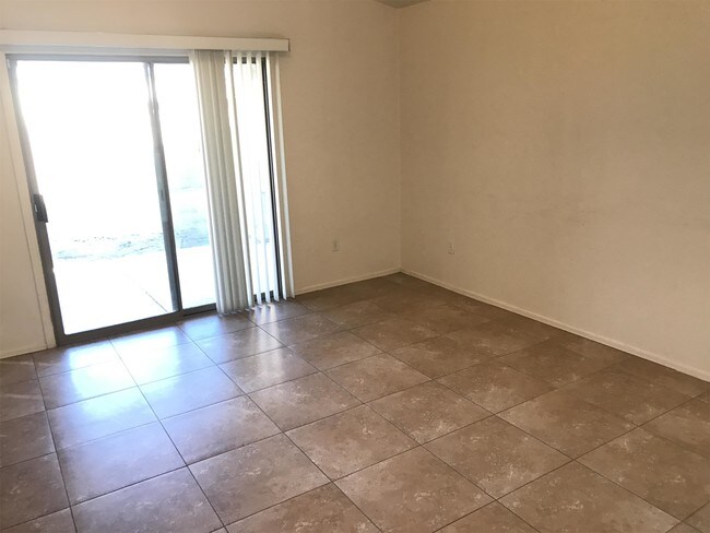 Building Photo - 2874 N Ramie Pl