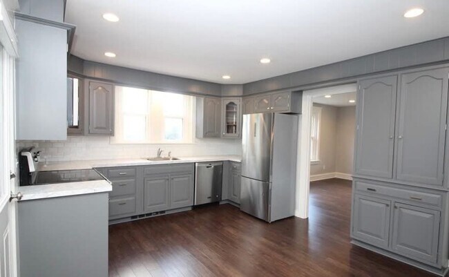 Foto del edificio - 479 Allentown Rd