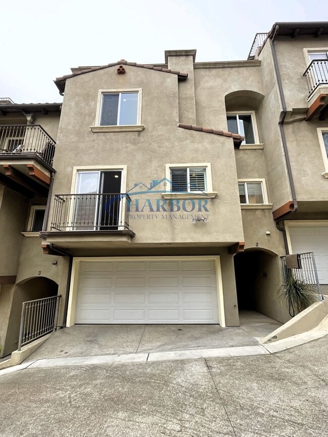 Foto del edificio - 2912 Baywater Ave