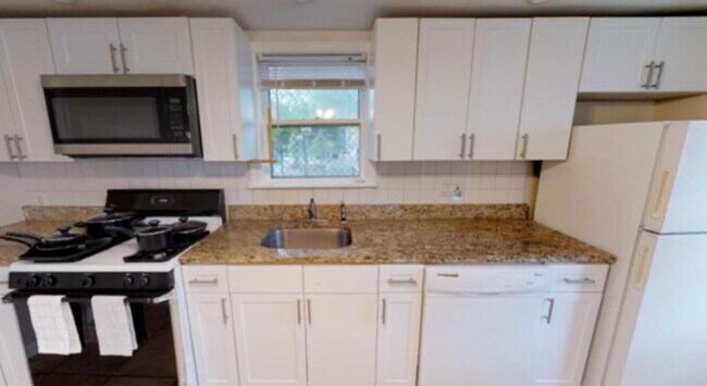 Foto del edificio - 254 Hurley St