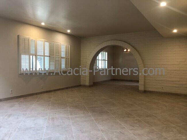 Foto del edificio - Newly Remolded Three bedroom home with pool and spa