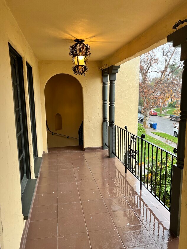 Second floor balcony - 437 N Orange Dr