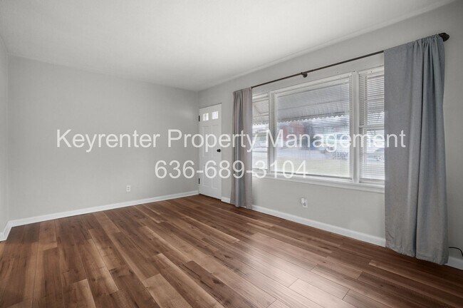Foto del edificio - 1045 N New Florissant Rd