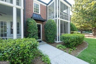 Building Photo - 55 Delmont Dr NE