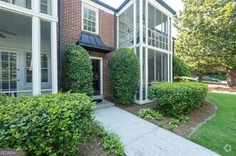 Building Photo - 55 Delmont Dr NE