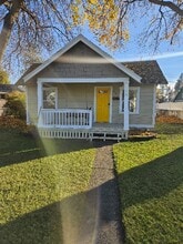 Building Photo - 627 W Providence Ave