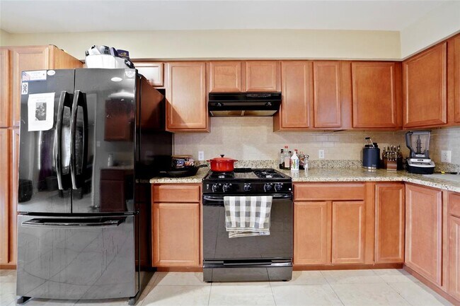 Foto del edificio - 9825 Pine Lake Dr