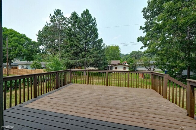 Foto del edificio - 3 br, 1 bath House - 1222 Henrietta Street