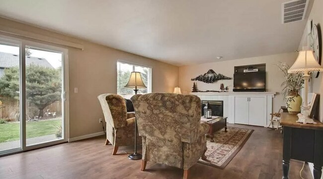 Foto del edificio - 17314 28Th Avenue E