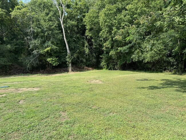 Foto del edificio - 2302 Chestnut Ridge Church Rd