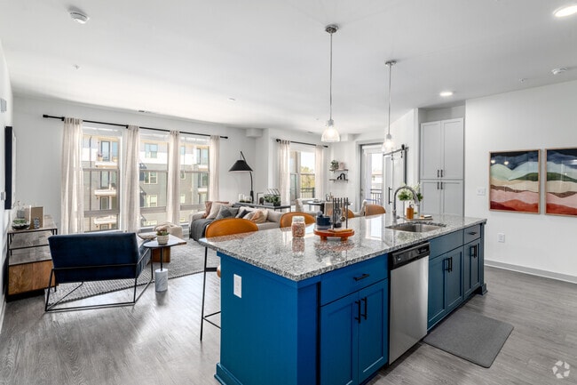 2BR, 2BA - Wellen