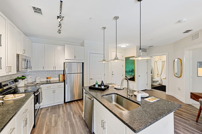 Foto del edificio - Ridley on Main