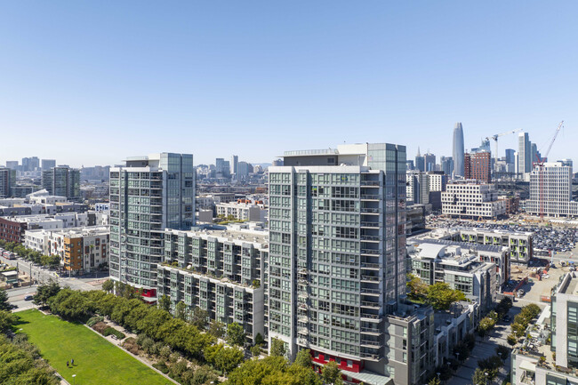 Building Photo - 435 China Basin St