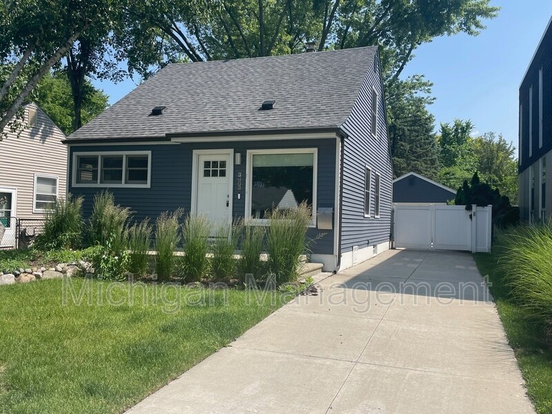 Primary Photo - 3403 Chester Rd
