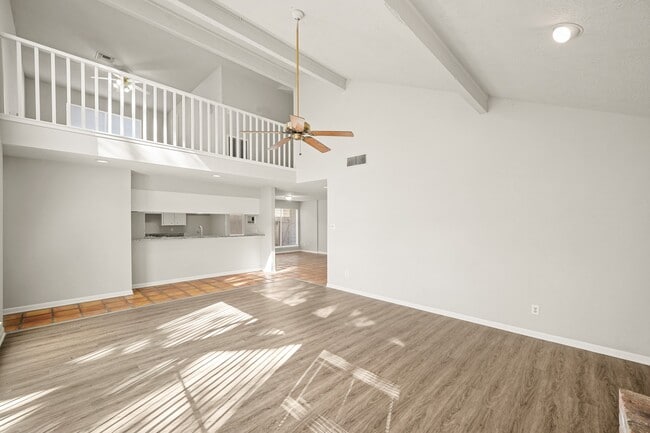 Building Photo - 6514 Winkleman Rd
